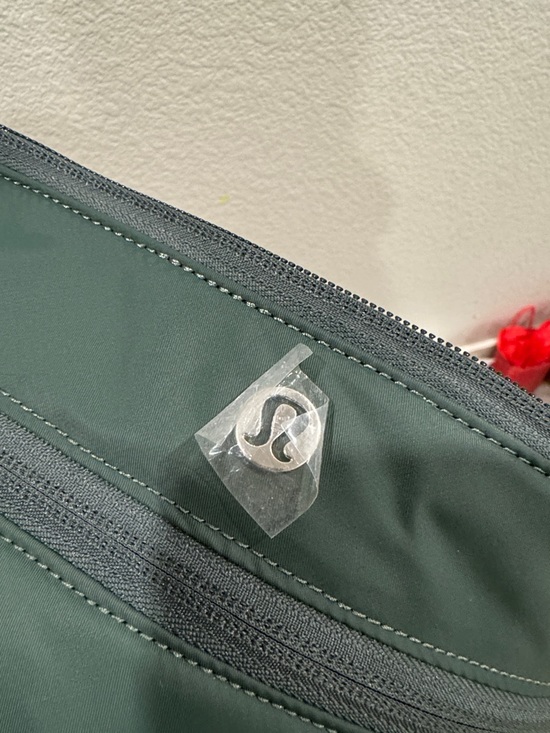 Lululemon new parent backpack purse - Picture 3 of 4